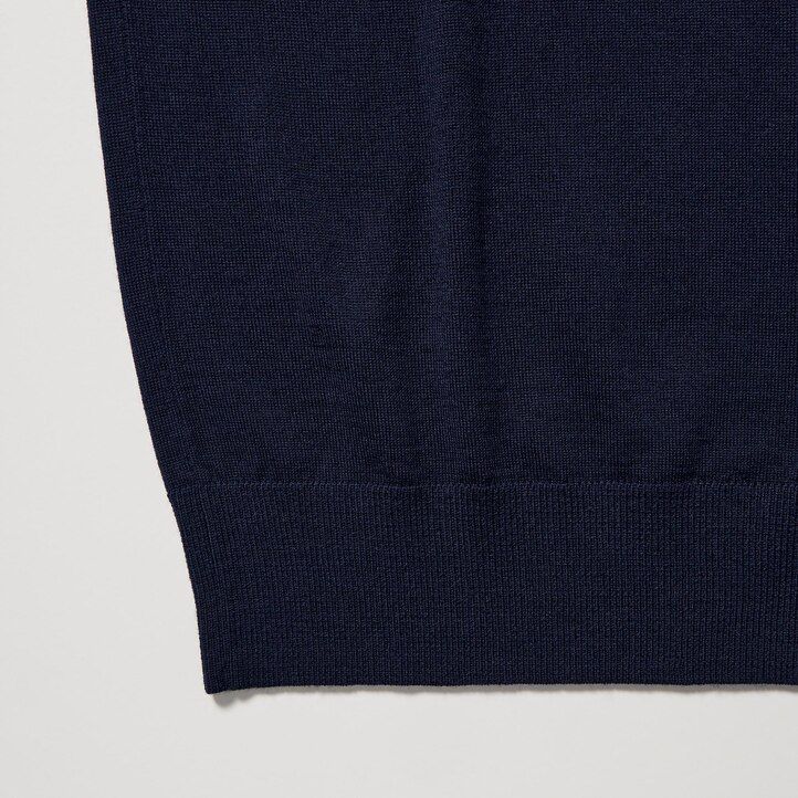 graue herrenpullover von uniqlo aus 100 extrafeiner merinowolle
