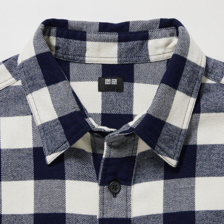 weiße uniqlo herren-flanellhemden mit normaler passform und karomuster sowie normalem kragen