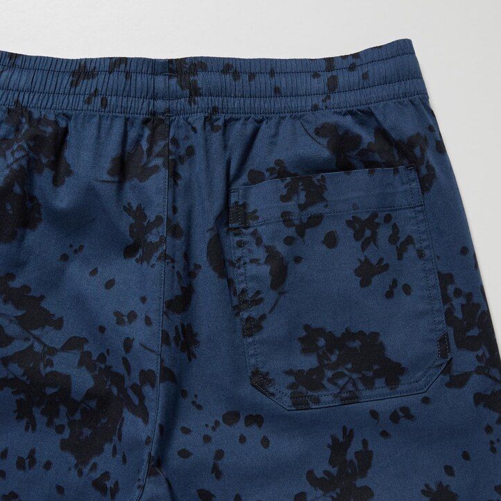 uniqlo dry stretch easys herrenhose mit blattmuster grün
