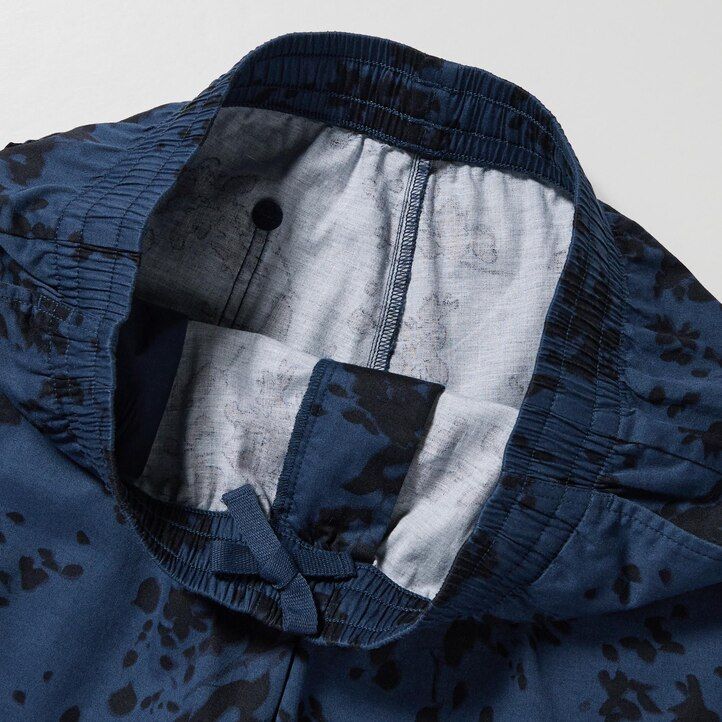 uniqlo dry stretch easys herrenhose mit blattmuster grün