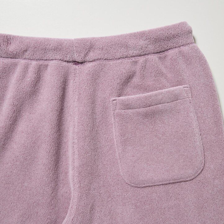 weiße uniqlo herrenhose aus strukturiertem jersey