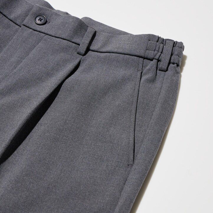 uniqlo herrenhose mit bundfalten und weitem bein beige