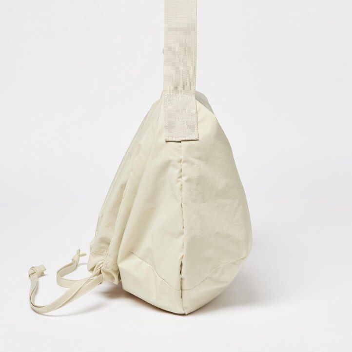 uniqlo turnbeutel damen taschen schwarz