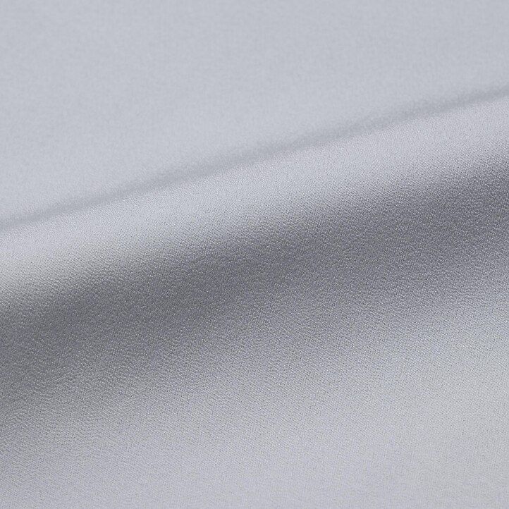 weiße uniqlo damenbluse mit satinärmeln