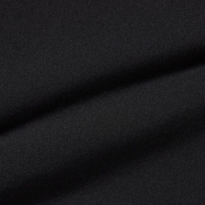 schwarze damenbluse von uniqlo aus viskose mit Ärmeln