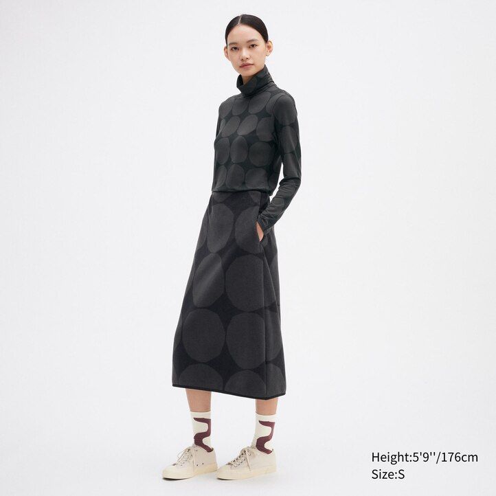 dunkelgraue uniqlo heattech dot print thermo-t-shirts mit Ärmeln für damen